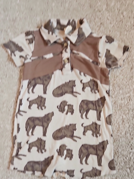 Other - Kate Quinn shortie romper in size 6–12 months Wolf